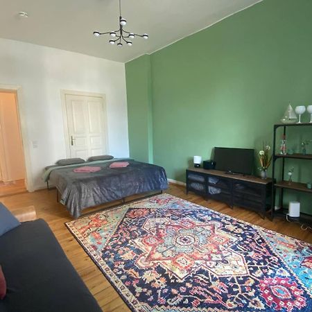 Stylish 2-Room Apartment With Balcony Next To East Side Gallery Berlin Eksteriør bilde