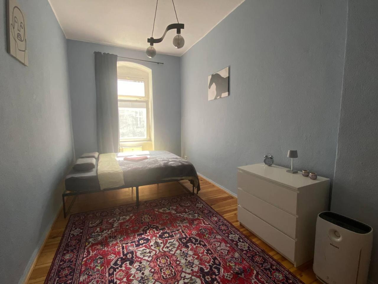 Stylish 2-Room Apartment With Balcony Next To East Side Gallery Berlin Eksteriør bilde