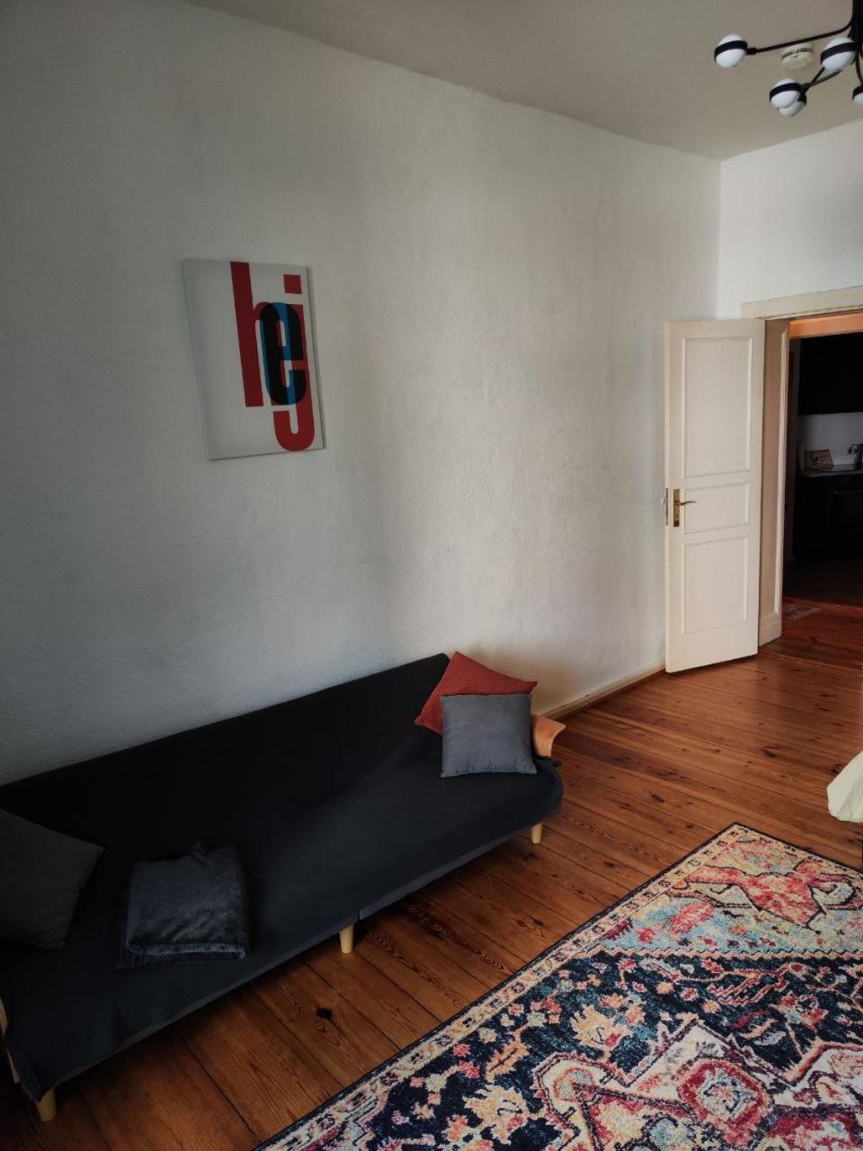 Stylish 2-Room Apartment With Balcony Next To East Side Gallery Berlin Eksteriør bilde